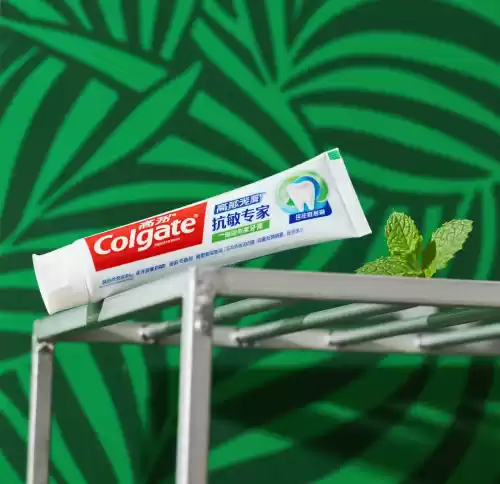 高露洁抗敏专家牙膏